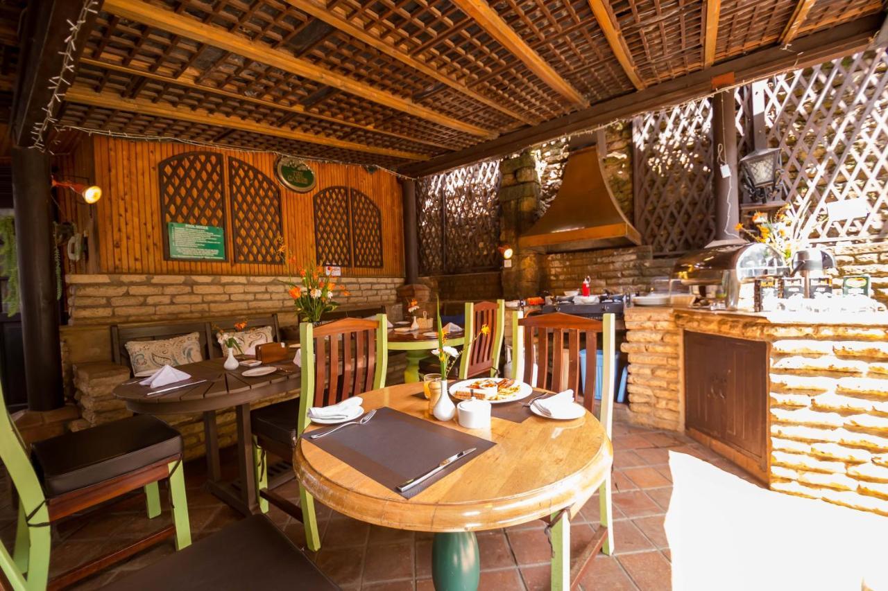 The Grand Gables Aparthotel Nairobi Exterior photo